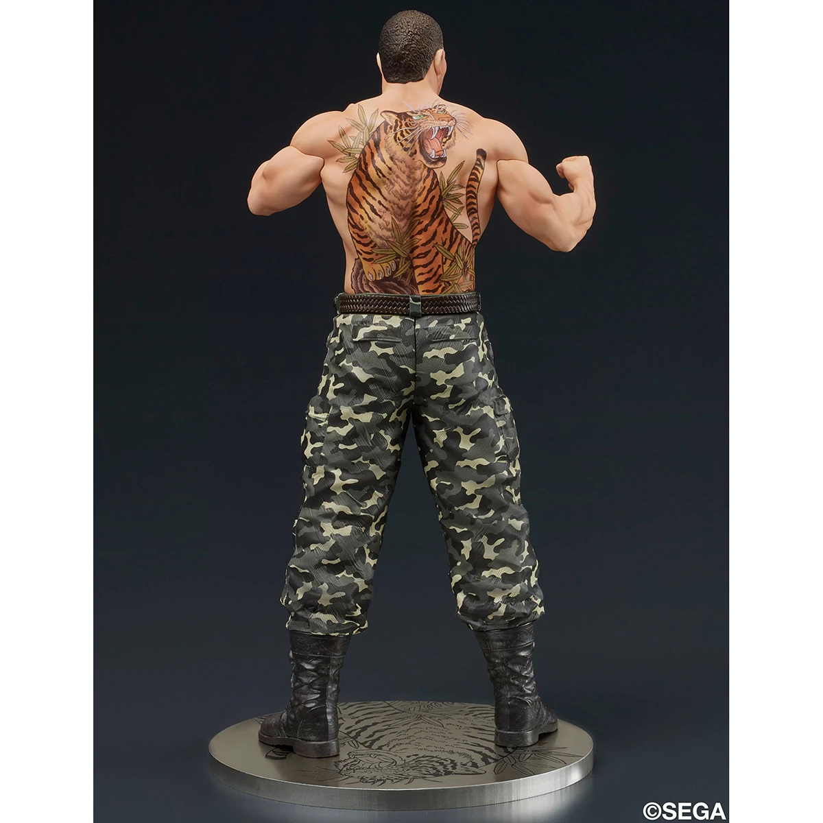 최신 DIGSTA 용이 드래곤 야쿠자 타이가 사에지마 격렬한 전투 애니메이션 피규어 오리지널 Collectible Model Toys Nice Doll Ornaments