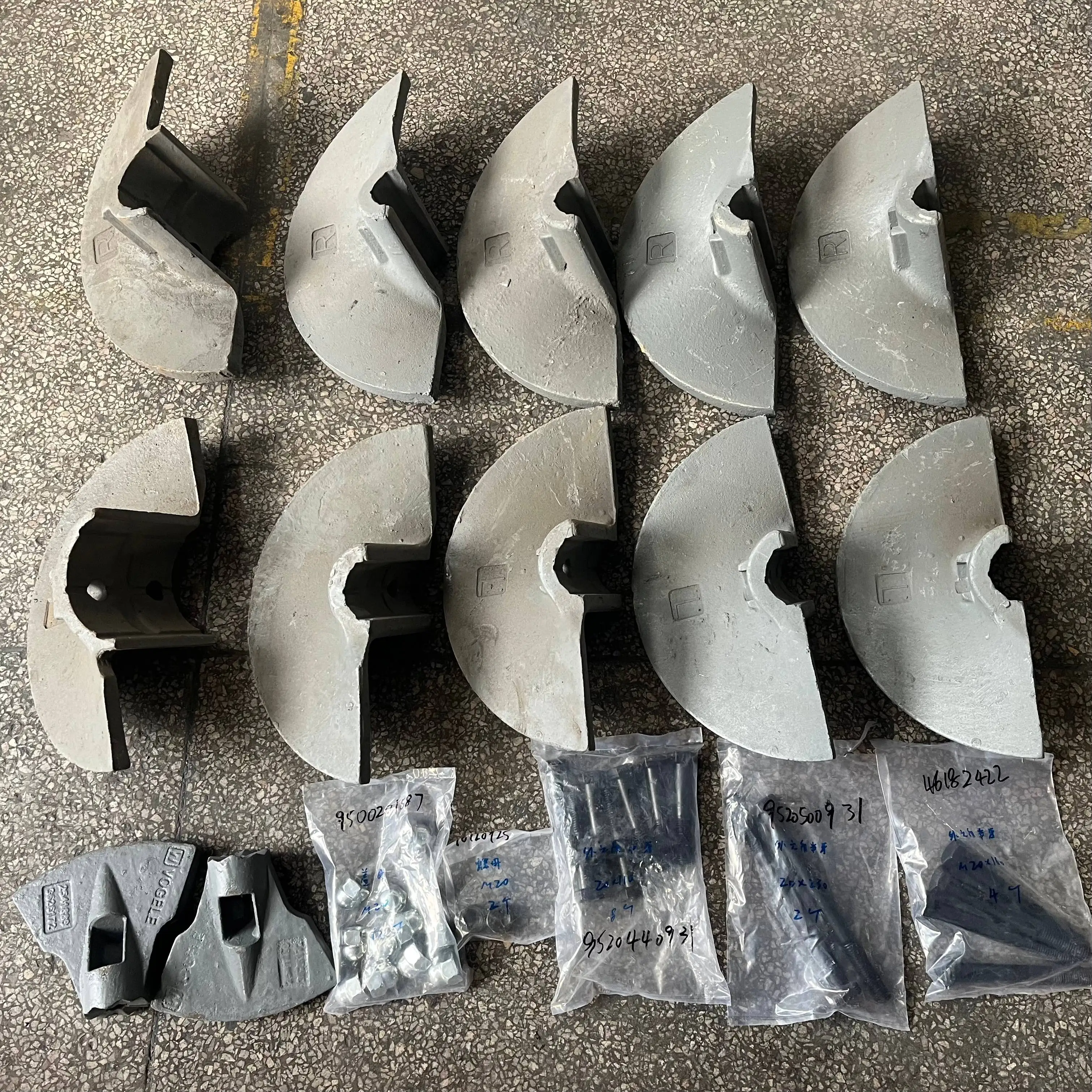 

Asphalt Paver Spare Parts S1900-2 2013196 Auger Kit