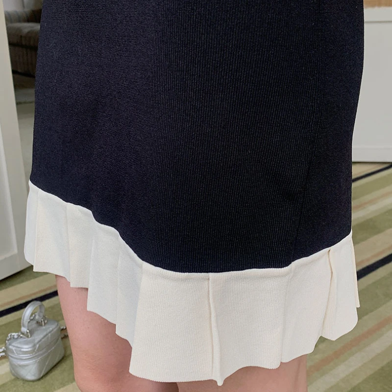 High Quality Slim Fit Little Black Mini Dress Women’s Spring/Summer Pleated Trim Sleeveless Knitted Elegant Dress 2024