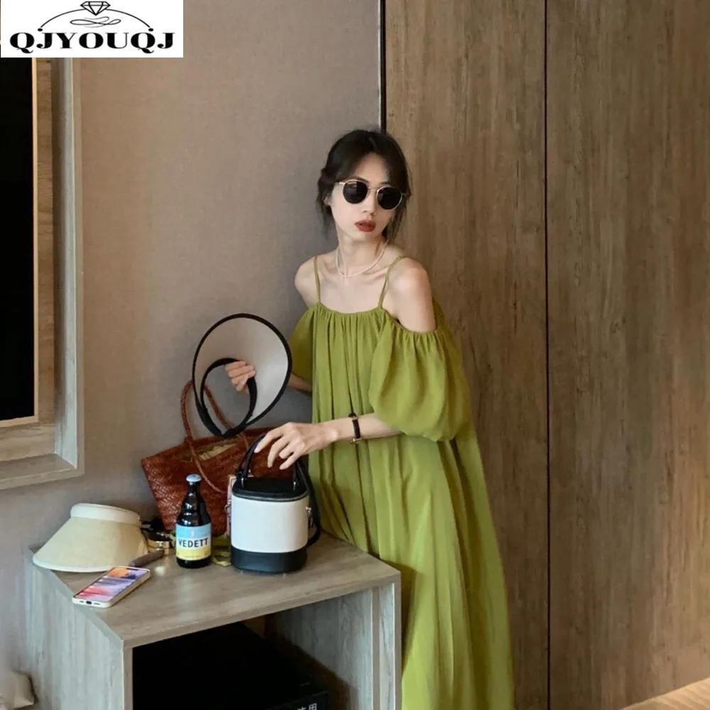 

French Camisole One Shoulder Short Sleeved Dress 2024 Summer New Loose Off Shoulder High-end Beach Resort Dress