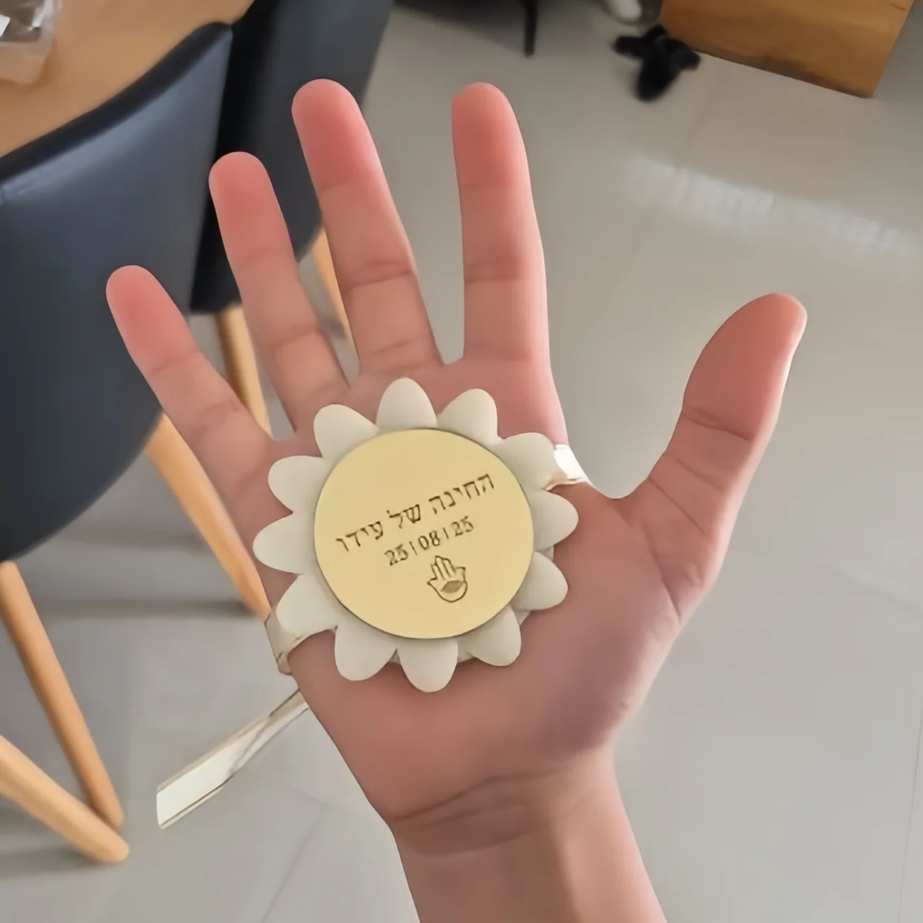 Étiquettes rondes personnalisées en acrylique pour décor de fête au henné, étiquette ronde gravée pour baptême et bébé, cadeau personnalisé pour le jour du henné, 20/50/60/70/80/100 pièces