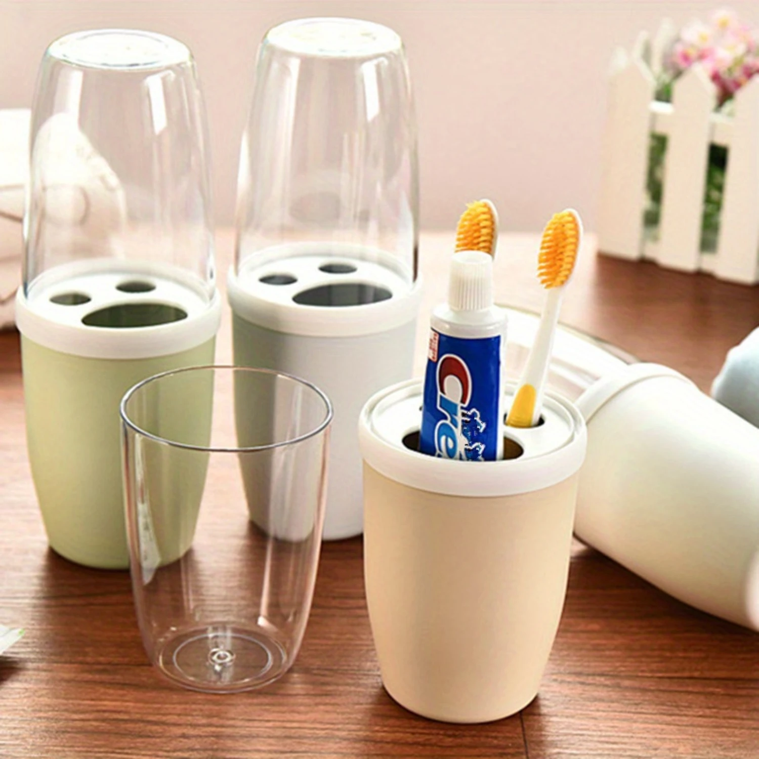 4-Piece Couple'S Travel Toothbrush & Mouthwash Cup Set With Lids - Portable, Odorless