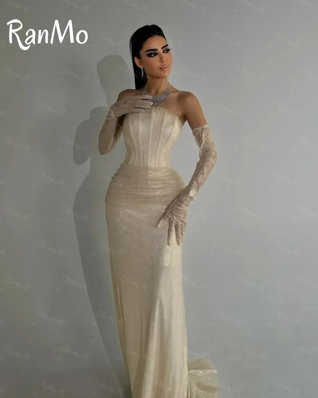 Ranmo Nuovi eleganti abiti da sera a sirena in pizzo senza spalline lunghi fino al pavimento Abiti da ballo da donna personalizzati ف -.maveraEscluire i guanti