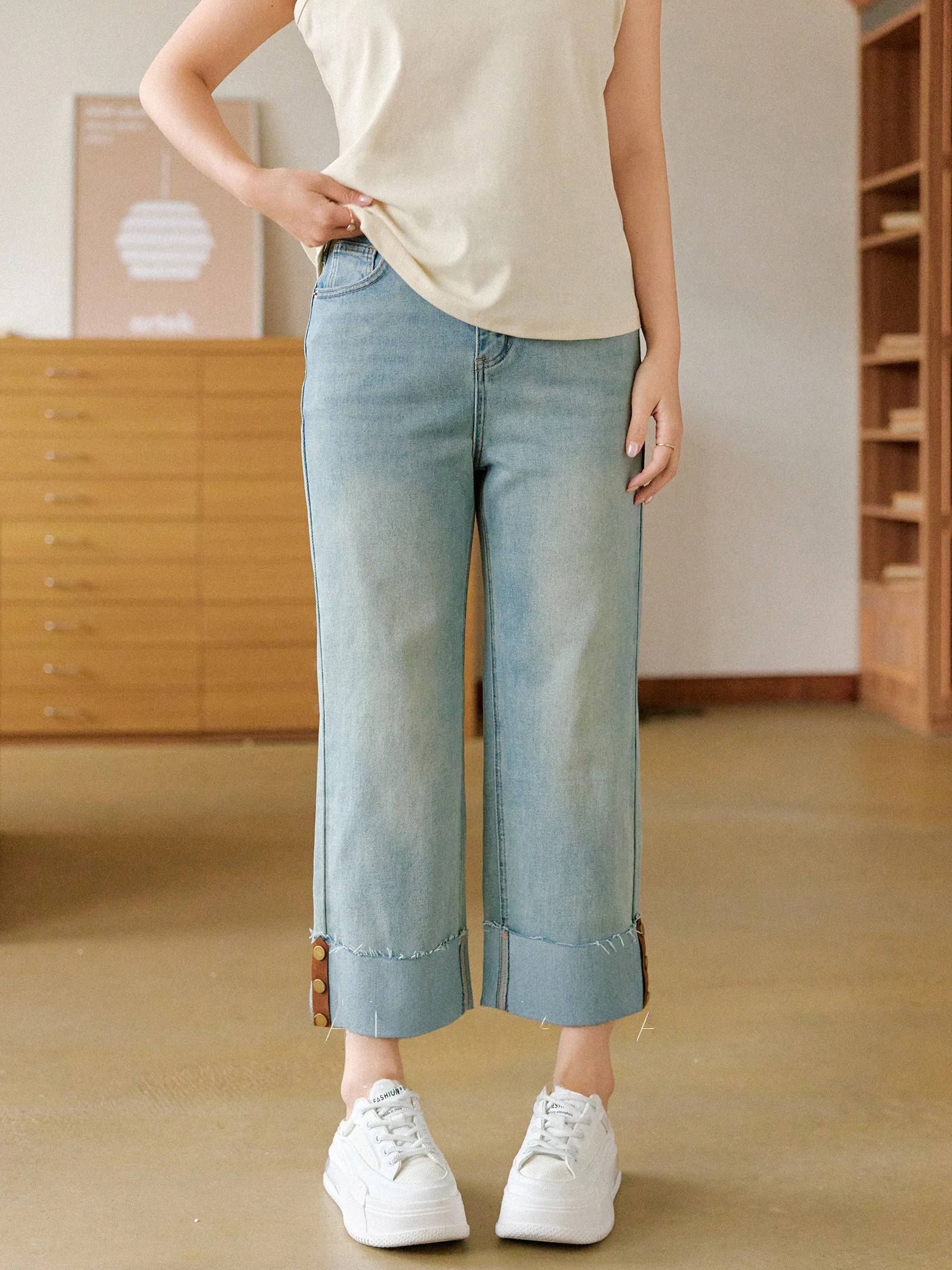 

plus Size Women's High Waist Slimming Loose Jeans High Waist Nine Points Padded Pants Cotton Spring Summer Ladies Jeans