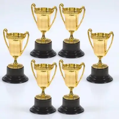 6 قطعة كأس صغير لون مشرق صنعة ممتازة جائزة الكأس للمسابقات الرياضية كرة القدم البيسبول كرة القدم