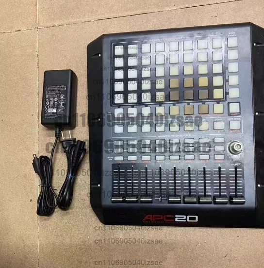 Apc20 controller with rear power adapter functions normally