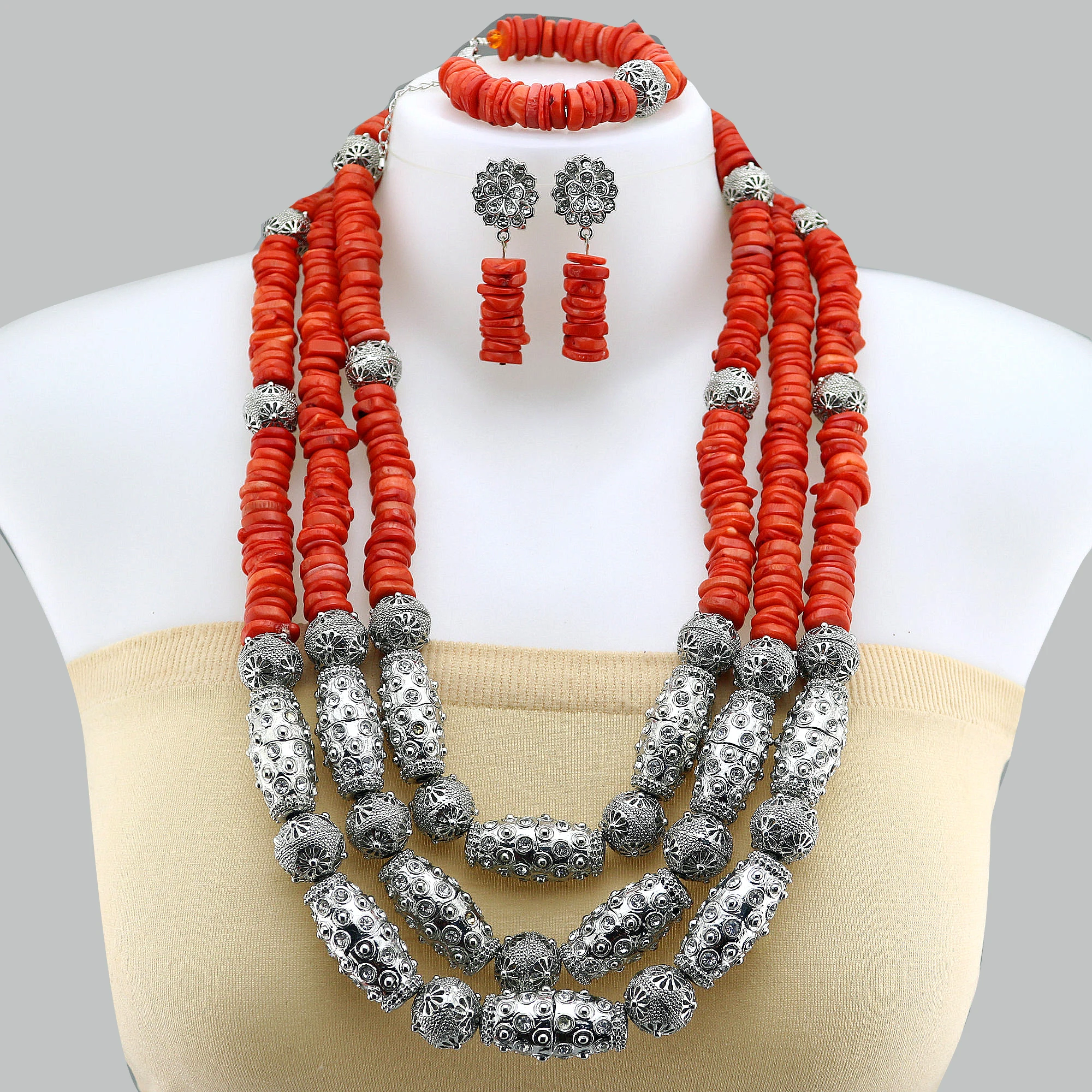 

Nigerian Bride Wedding Natural Coral Accessories Necklace African Wedding Banquet Wedding Jewelry Set