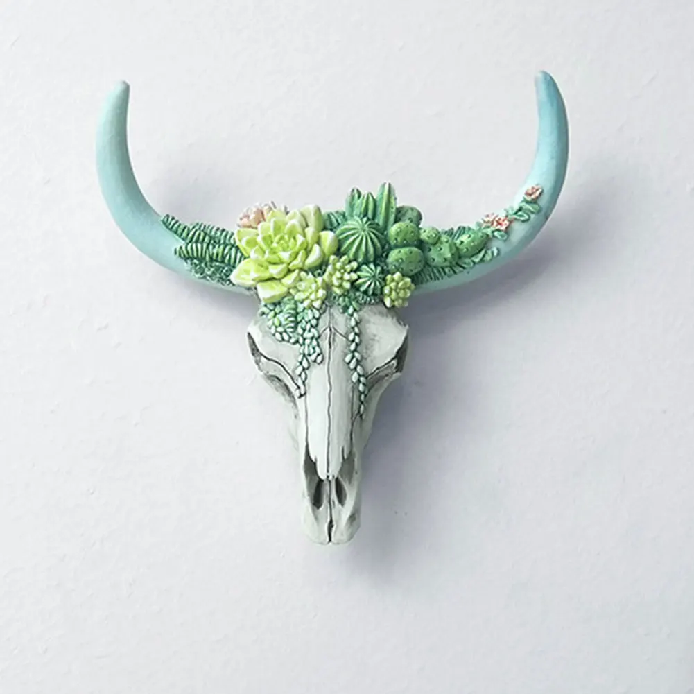 Cow Skull Wall Hanging Decor Resin Longhorn Cow Skull Head Sculpture White Ox Head Miniature Ornament for Bar Hotel Living Room