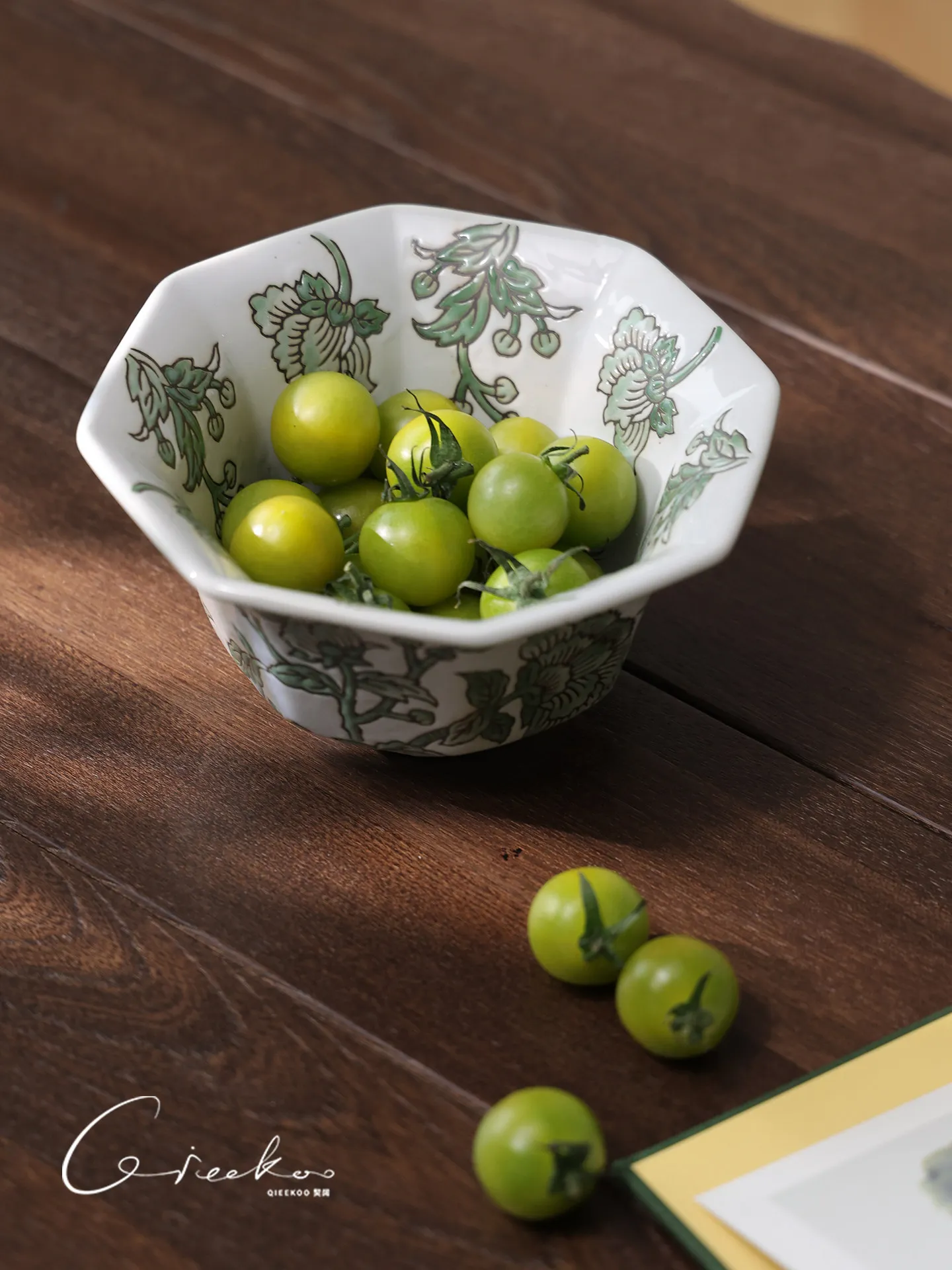 new Chinese ceramic fruit plate, living room coffee table, home artistic fruit snacks, high-value and exquisite storage plate