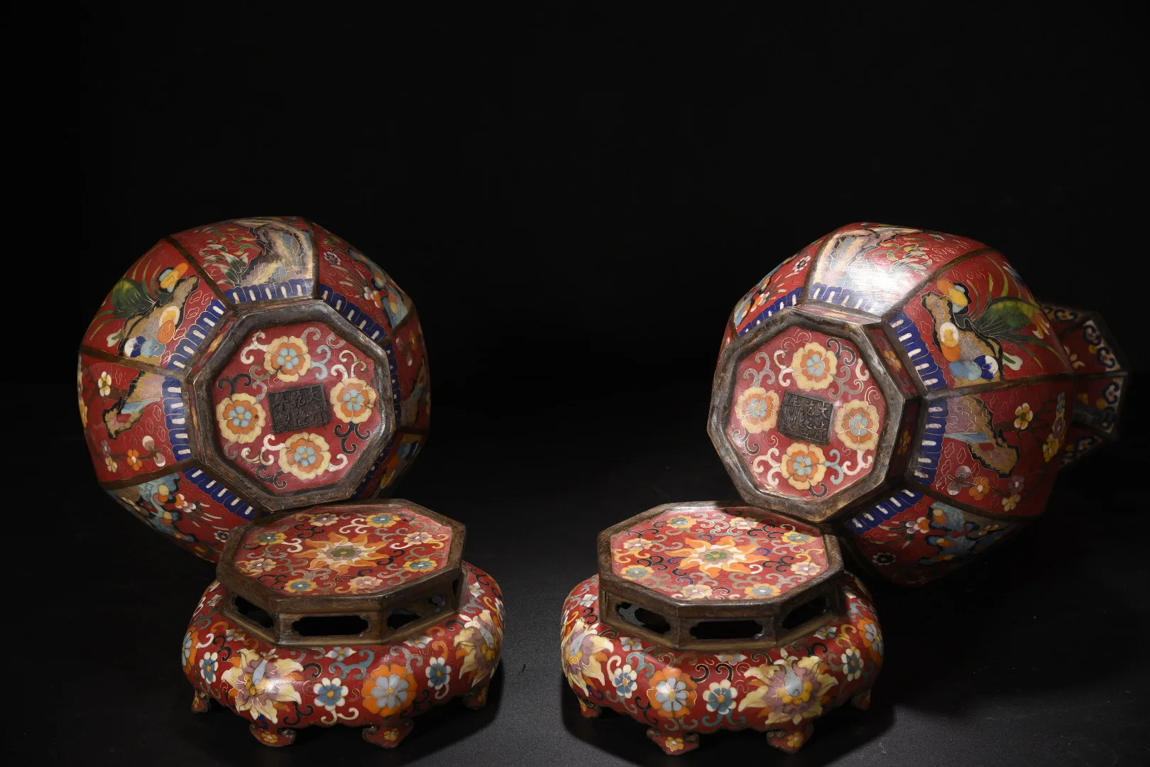 

17"Old Xizang Folk Collection Old Bronze Cloisonne Enamel Chrysanthemum Plum Blossom Pattern Dragon Ear Hexagonal Vase Base