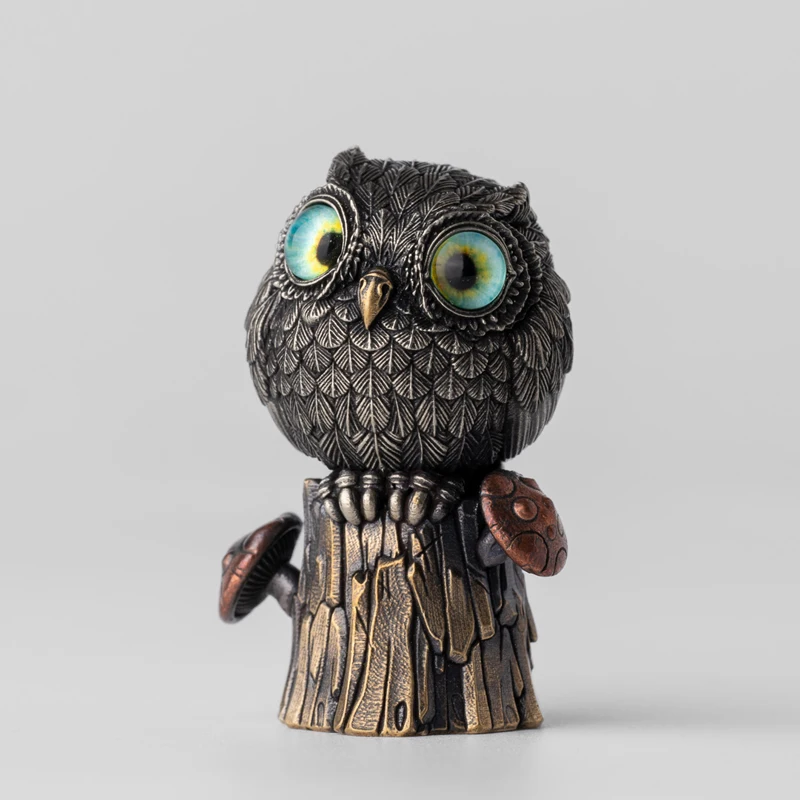 Owl boutique ornaments Leyang metal toys retro 3D three-dimensional handicraft decorations seal