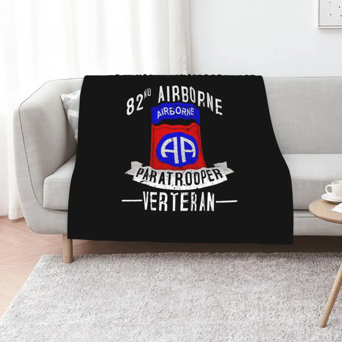 

82nd Airborne Division Paratrooper Army Veteran Throw Blanket Beach halloween Soft Beds Blankets