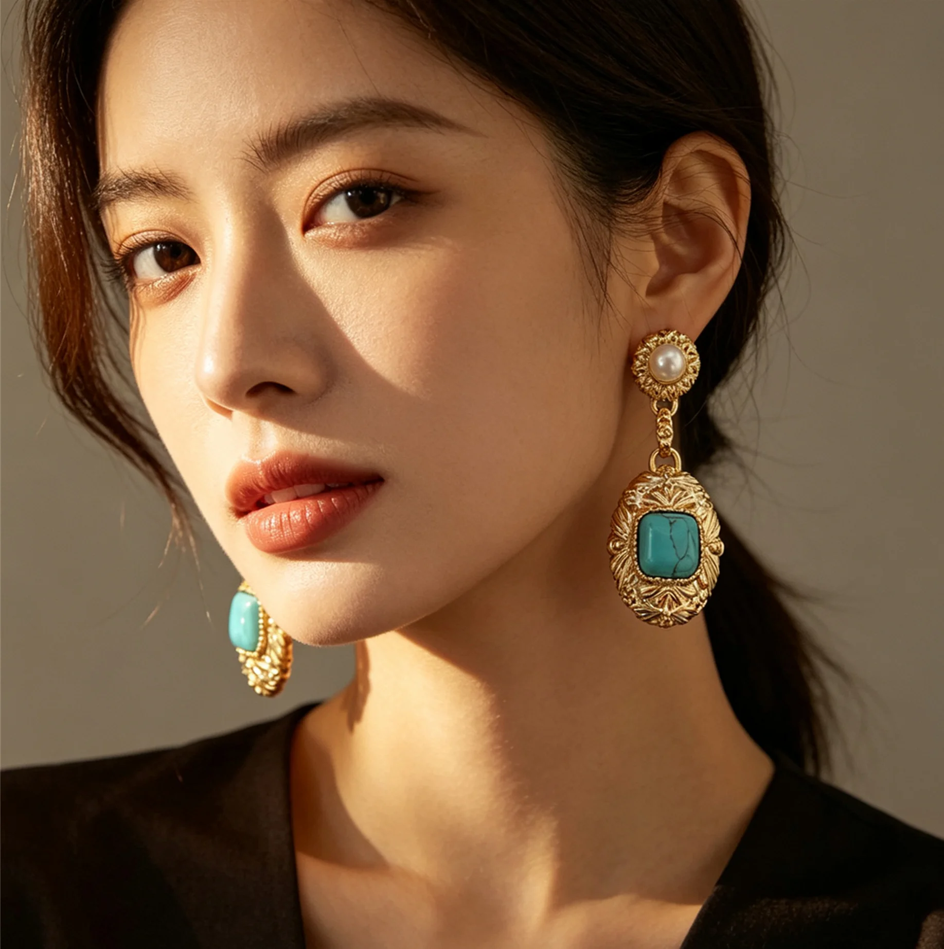 Ladies Retro Style Imitation Pearl Stud Earrings Classic Vintage Atmosphere Elegant Simple Women Ear Accessory Ornament