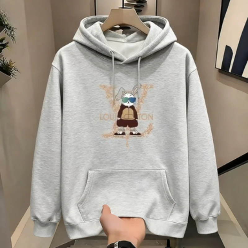 

Hooded sweatshirt for men in autumn and winter, loose round neck with thick velvet, men's style, light luxury, handsome print