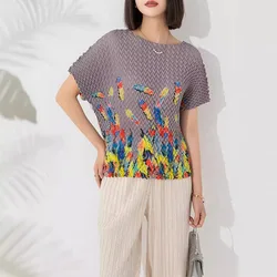 Miyake Pleated Short-sleeved T-shirt Women's 2024 Summer New Fashion Loose Round Neck Handmade V-pleat Printed Women's T-shirt