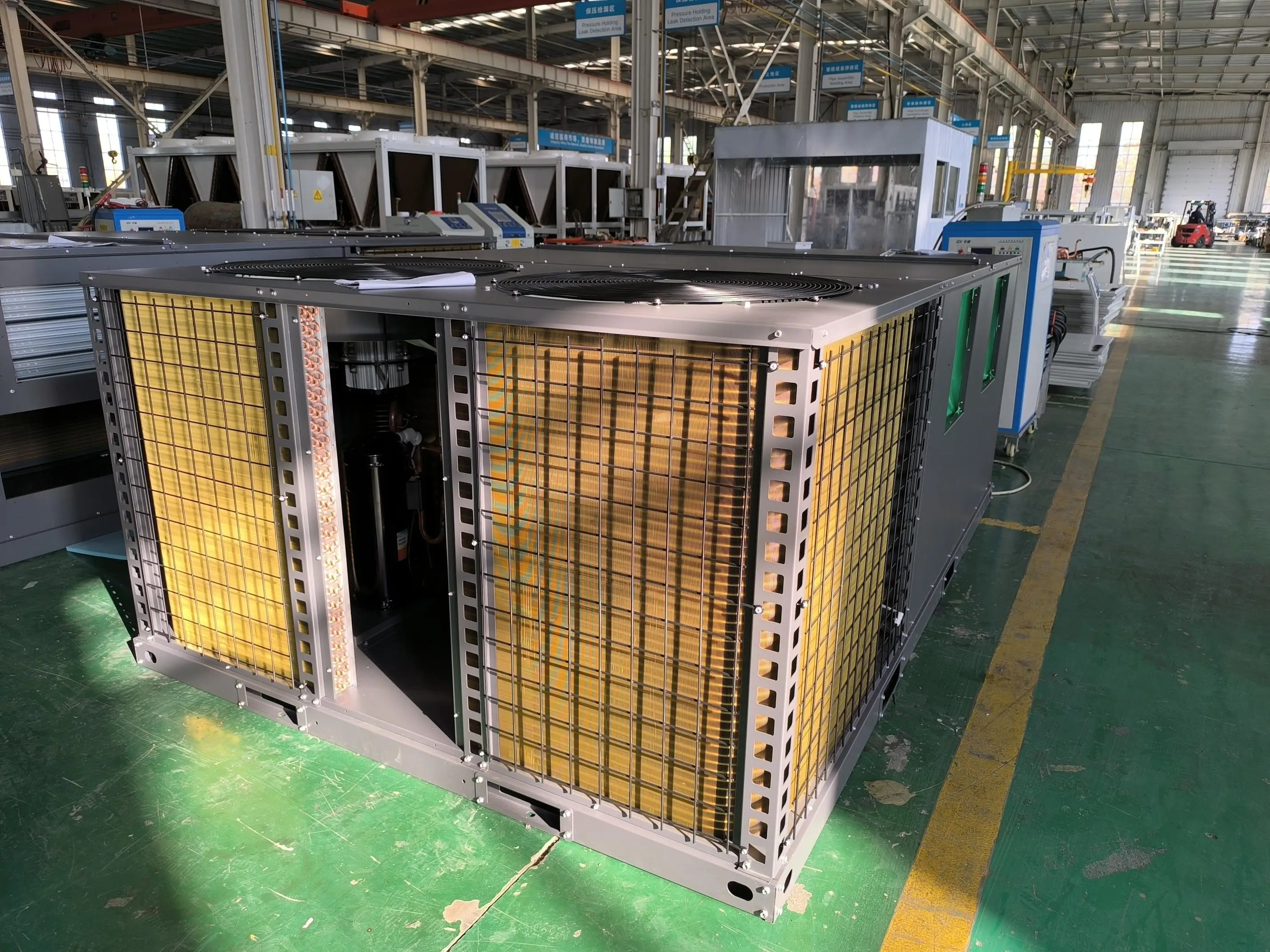 بيع المصنع مباشرة T1 T3 العاكس سقف علوي مكيف الهواء قدرة التبريد 3 RT إلى 85 RT 12kW إلى 300kW وحدة معبأة على السطح