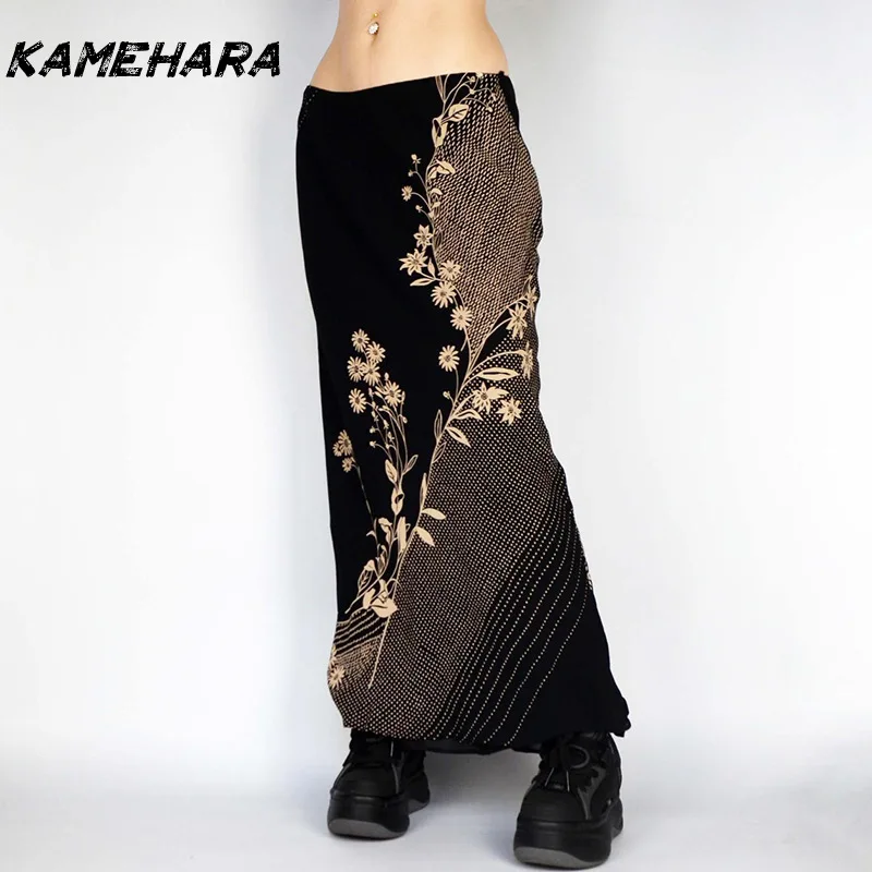 

KAMEHARA Ins Ретро-стиль, японская юбка с принтом ромашки, облегающая бедра с низкой талией, утягивающая юбка трапециевидной формы средней длины, весна 니트 스커트