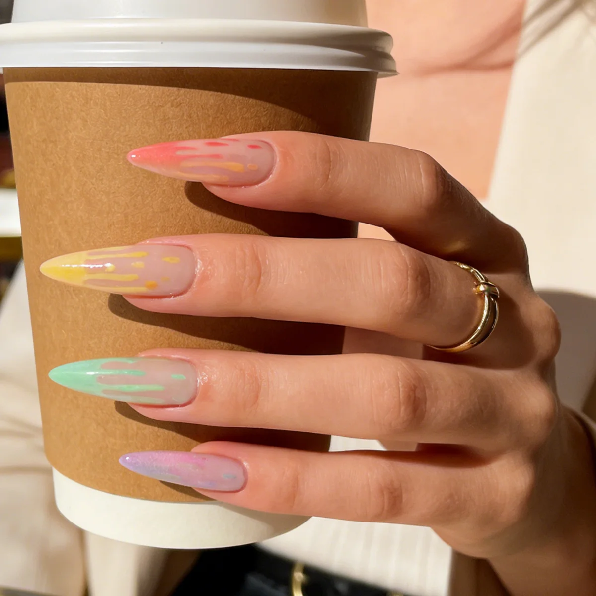 24 Stück ABS Press-On Nägel, lange Stiletto-Form, Regenbogen-Drip-Effekt, künstliche Nägel, Ombre, bunte Kunstnägel für Damen