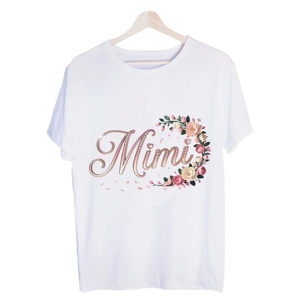 Women's Mimi Name with Floral Wreath Graphic Tee, Short Sleeve Crew Neck T-Shirt for Casual Daily Wear and Summer Outfits