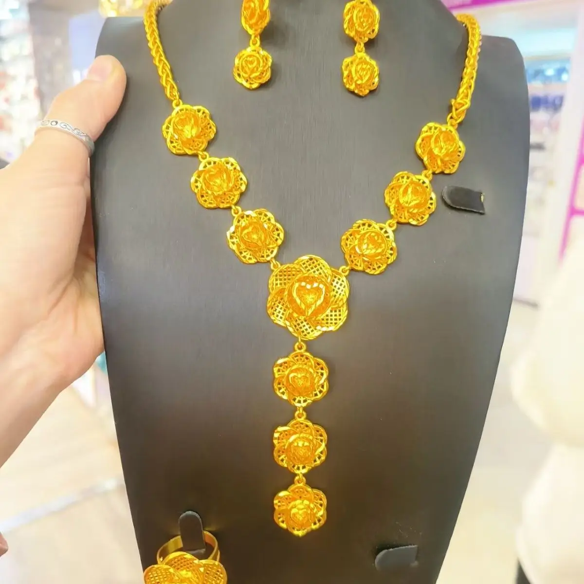 Popodion New Dubai Jewelry 24K Gold Plated Flower Necklace Ring Women\'s Earrings Fashion Jewelry Set Of Four YY10291