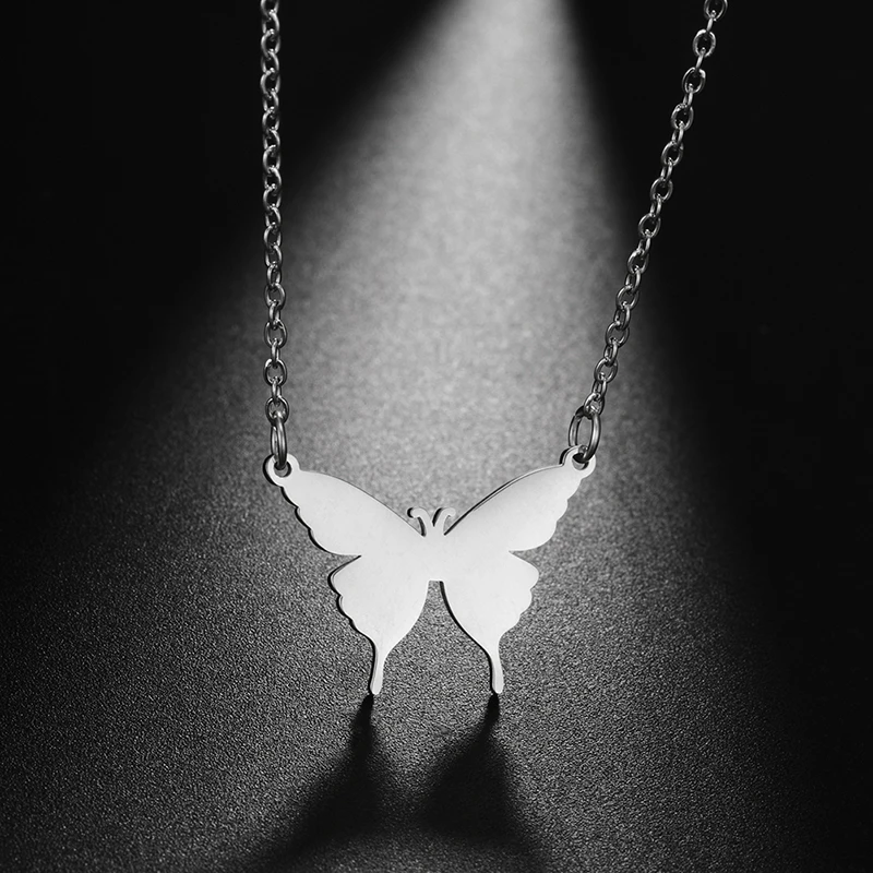 Lovely Butterfly Stainless Steel Necklace Insect Shape Pendant Link Chain Elegent Decoration for Women Festival Jewelry Gift