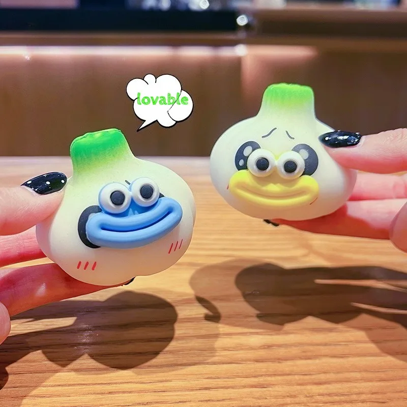 Cute cartoon garlic soft cute modeling squeezing toys funny expression simulation plant squeezing anti-pressure toys fidget toys