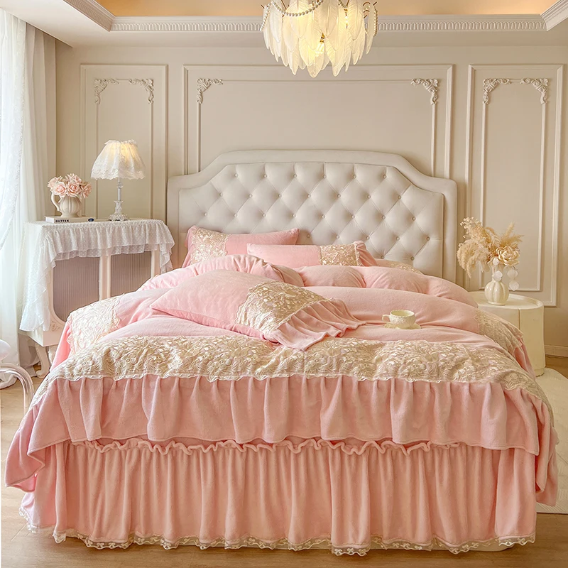 Lace Ruffles Princess Wedding Bedding Set Winter Thickened Warm Velvet Duvet Cover Quilted Bedspread Bed Sheet Pillowcases 4Pcs