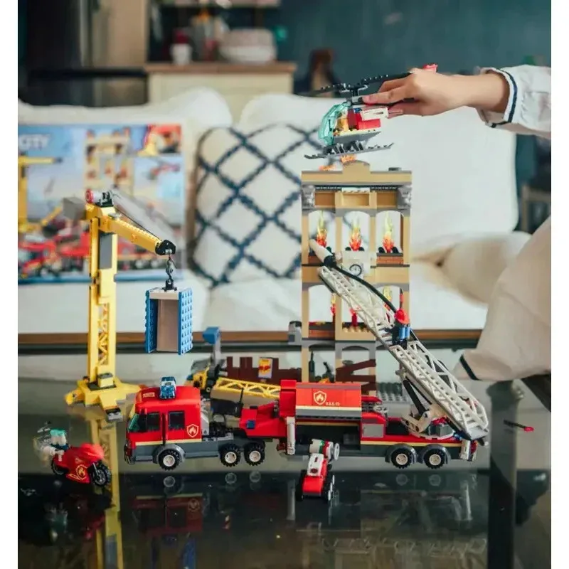 シティシリーズ ダウンタウン消防隊はしごモデル ビルディングブロック ブリック 誕生日プレゼント クリスマスおもちゃ 装飾装飾品 60216
