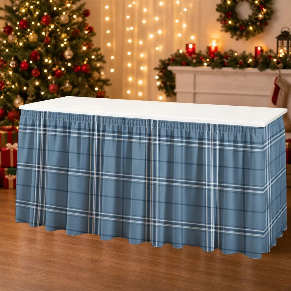 One Velcro tablecloth with a blue checkered design and white-lined ruffles as the table edge. Suitable for gardens.zyc