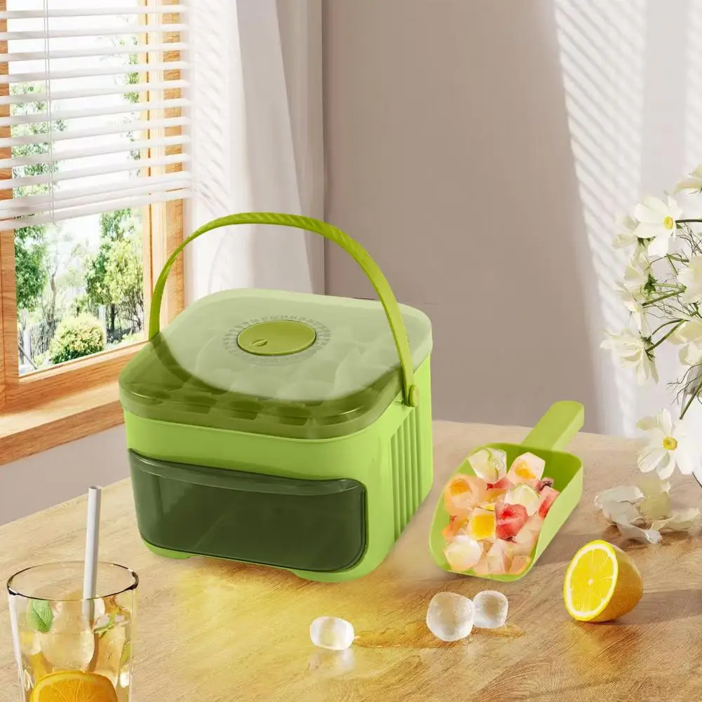

Odor-free Ice Cube Storage Portable Ice Caddy Capacity Ice Cube Tray with Lid Bin for Freezer Reusable Maker Mold for Whiskey