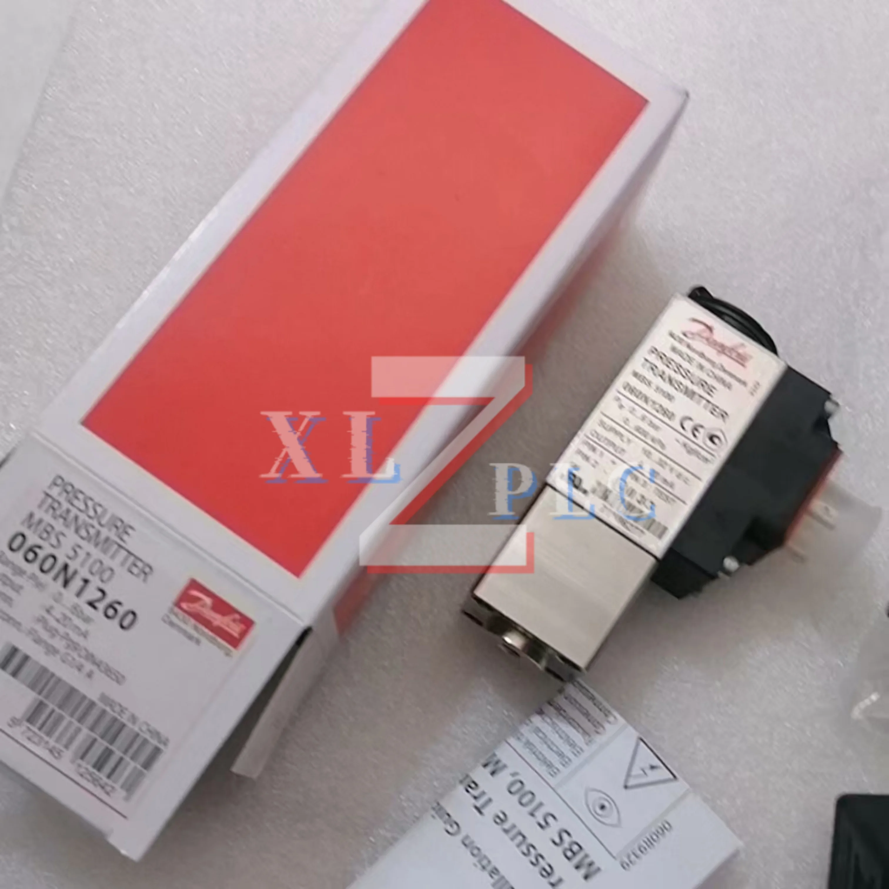 

100% новый датчик давления 060N1260 MBS5100 060N1261 MBS5100 060N1262 MBS5100 060N1264 MBS5100 060N1270 MBS5100