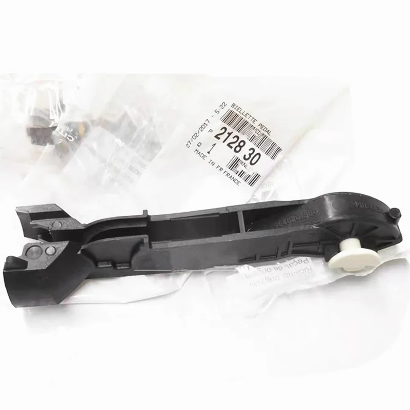 

Подходит для Peugeot 206 206CC 207 207CC главный Цилиндр управления сцеплением OEM: 212830 клей для позиционирования линии сцепления