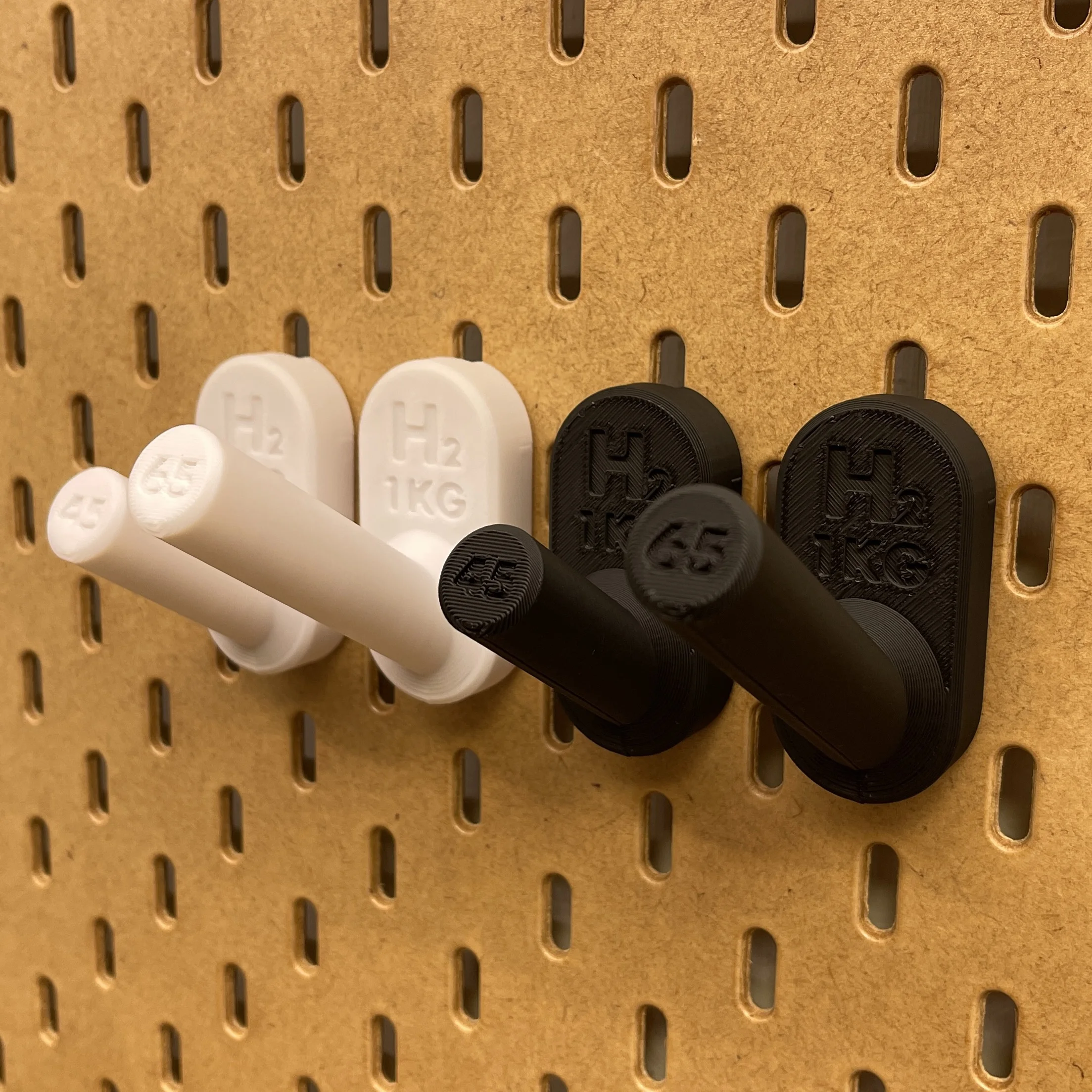 Soporte de Pared para Ropa Resistente, con Orificios Redondos y Cuads, SKADIS, Organizador de nento para el a...