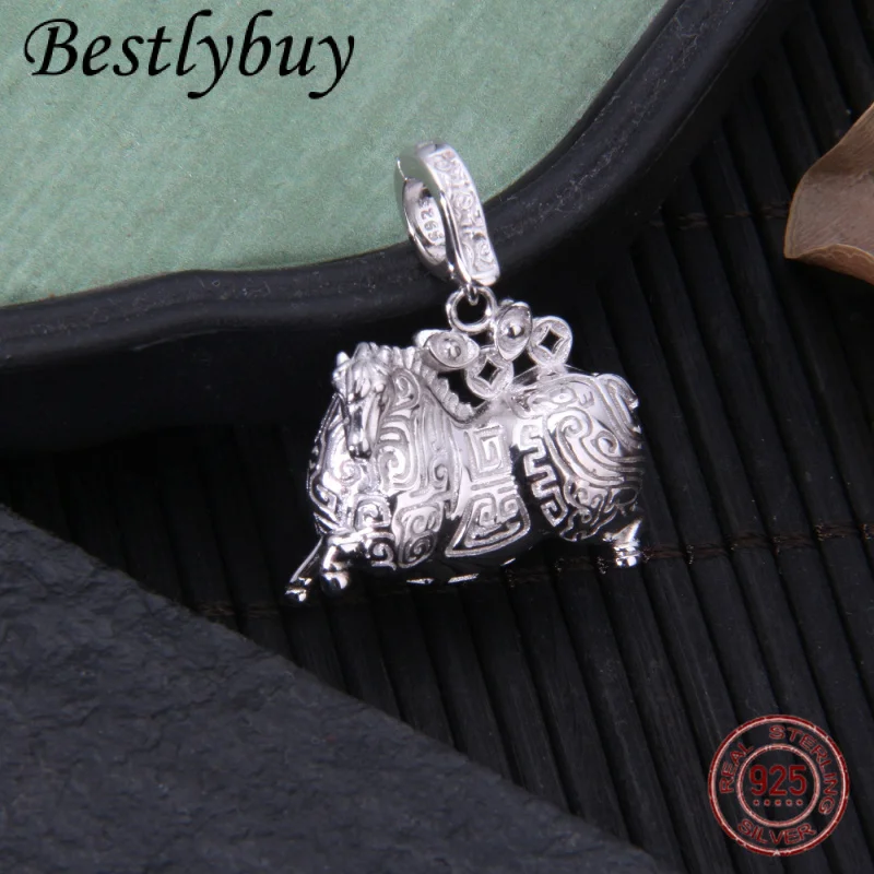 

s925Pure Silver Tang Grass Pattern Little Horse Yuanbao Wealth Pendant Fashionable Personality Versatile Niche Design Men's Acce