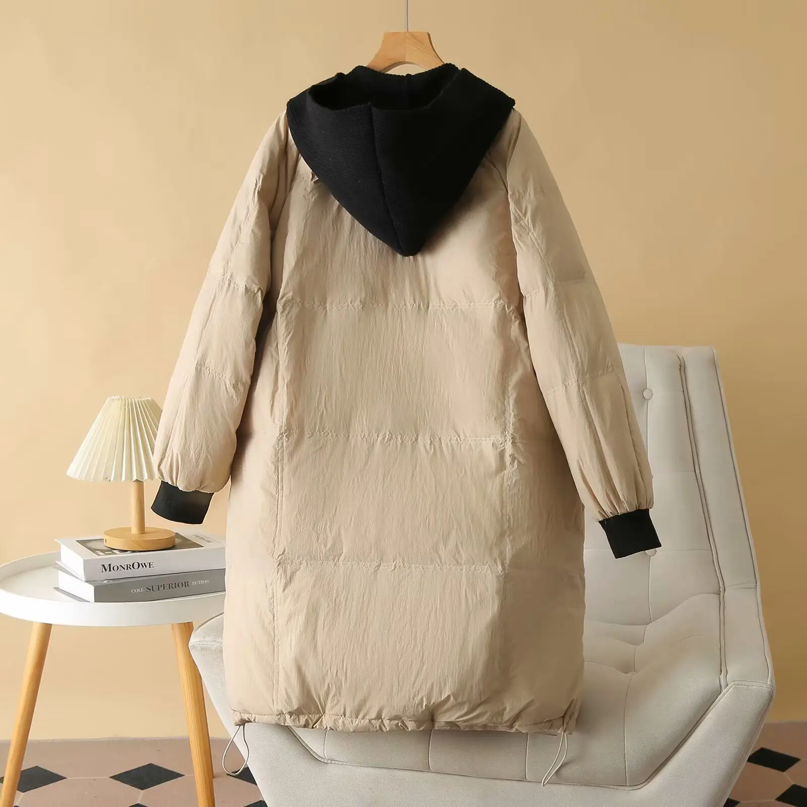 Nueva chaqueta de invierno para mujer, chaqueta de plumón con capucha de punto de gran tamaño para ir al trabajo