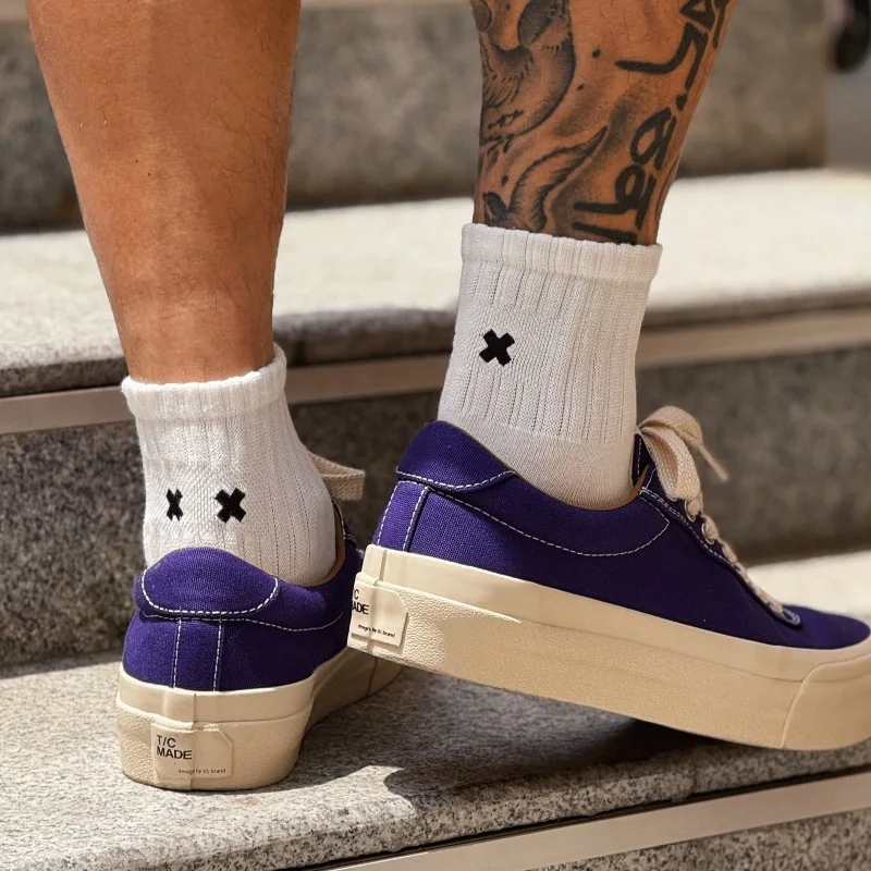 Men's Mid-Calf Sport Socks No-Cuff Embroidered Absorb Sweat Casual All-Match Short Sport Socks Breathable Comfortable All-Day...
