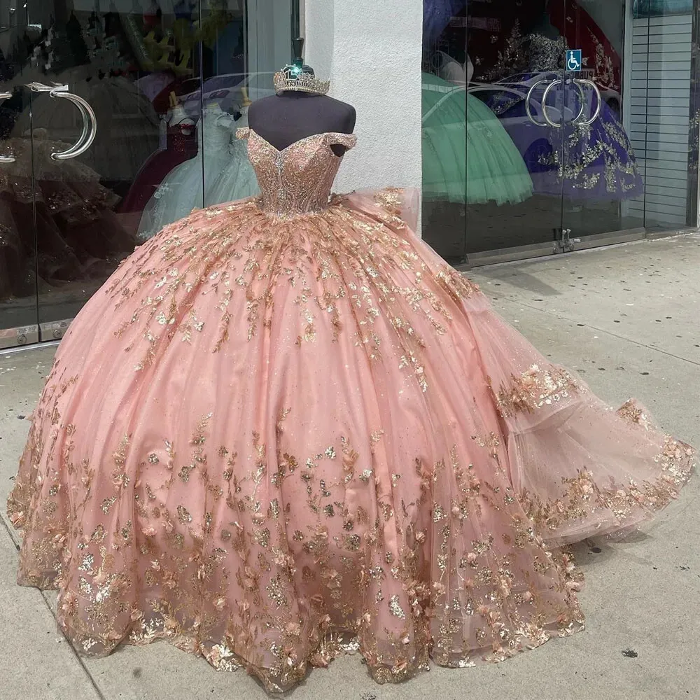 

Princess Pink Embellished Sweet 16 Quinceanera Dress Lace Appliques Tail Dresses Vestidos De Baile Ball Gown