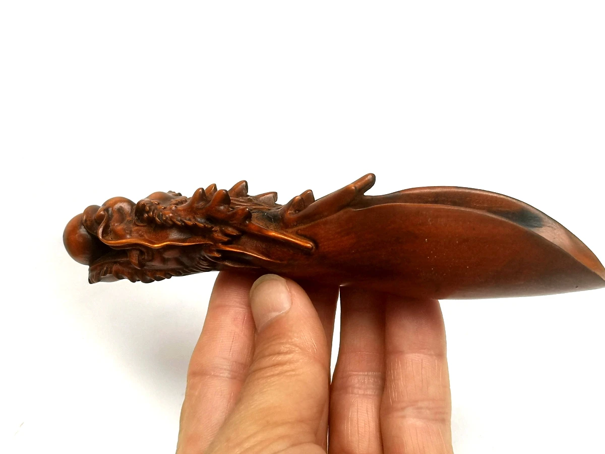 YIZHU CULTUER ART Size 15.8 cm Old Chinese Boxwood Wood Carved Dragon Statue Tea Spoon Gift Collection