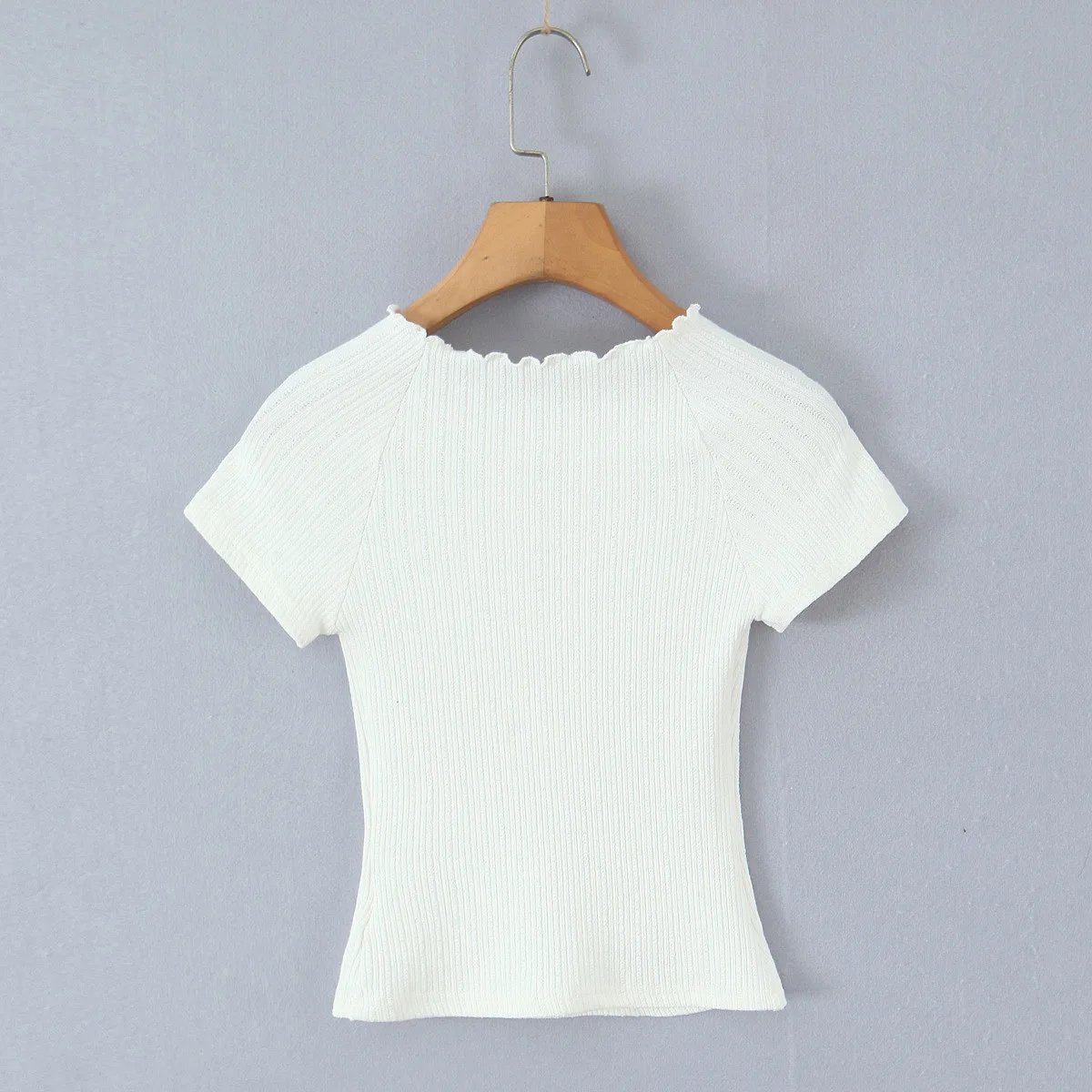 Рисунок 6 - Женская одежда 2025 года