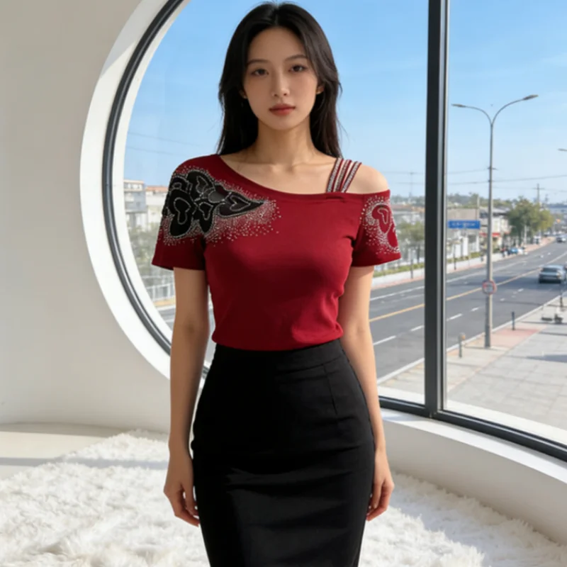 New Summer Off Shoulder Women's T-shirt Design Hollow-Out Lace Patchwork Hot Diamonds Fashion Slim Fit Top Short Sleeved Shirt