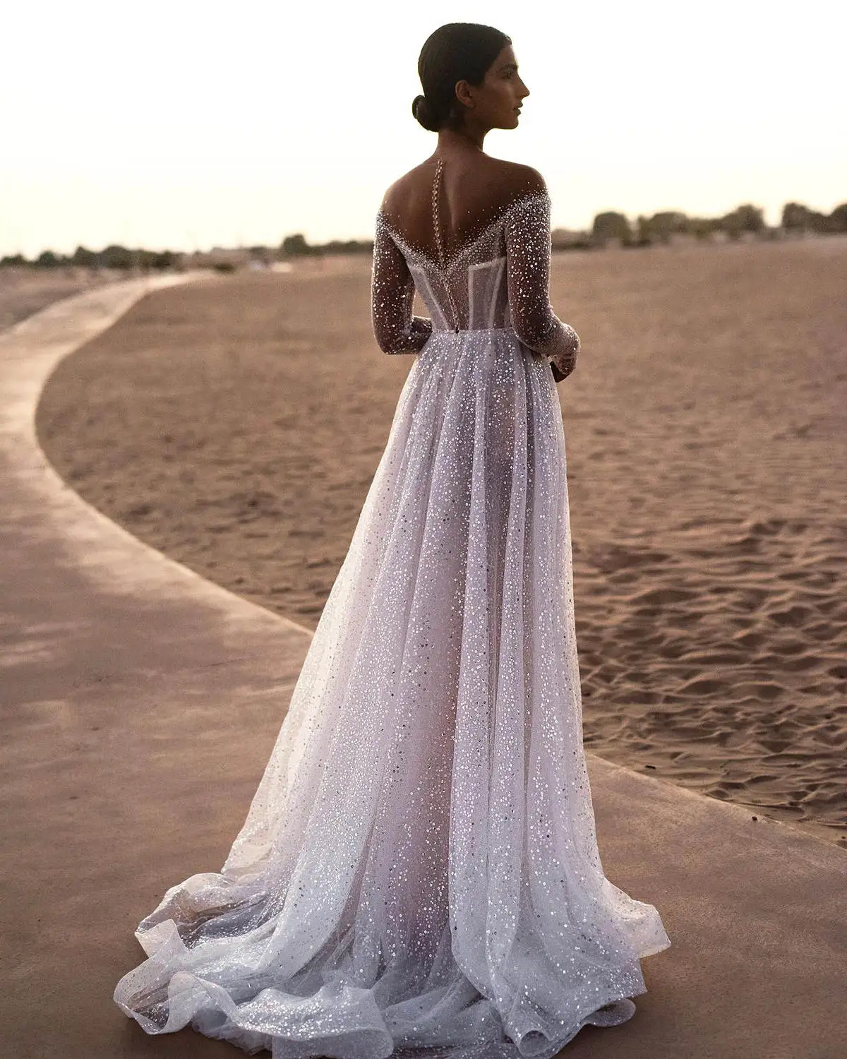 Sexy Desert Backless Dresses Shiny Paillette A Line Wedding Dress Bridal Gown Sweep Train Vestido De Noiva Customized