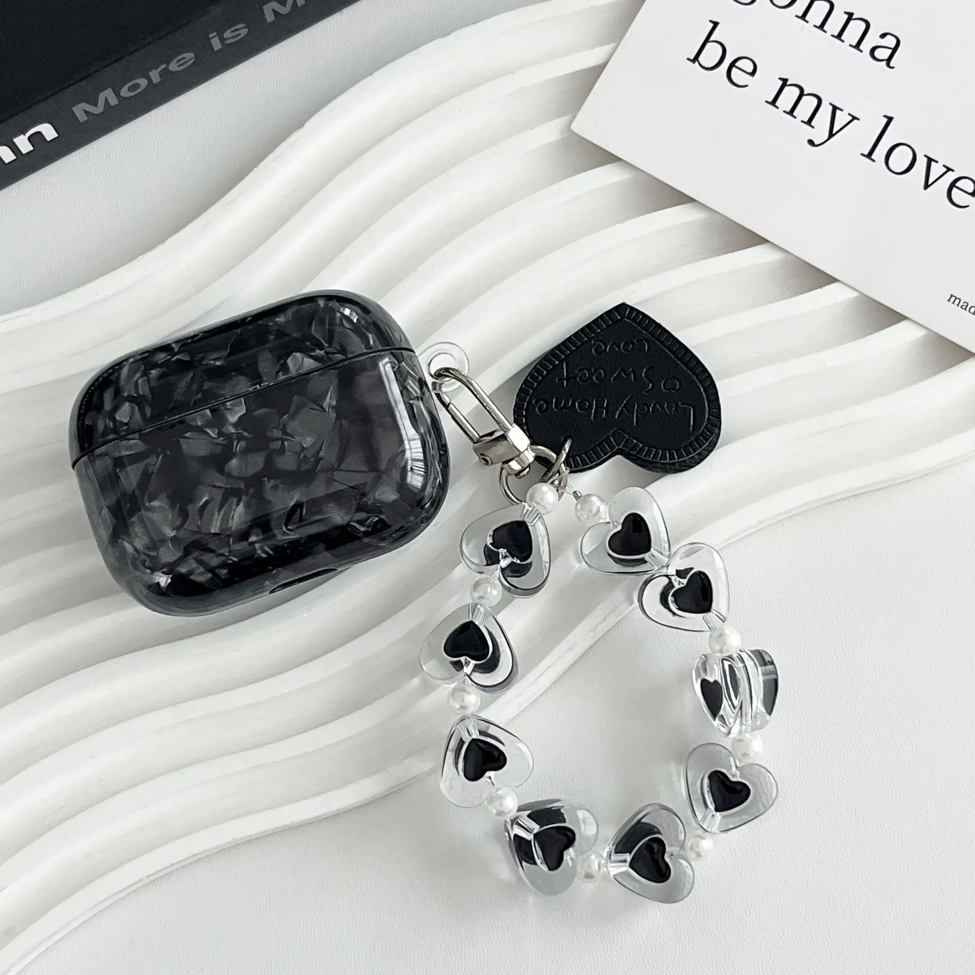 For AirPods Pro 3 Protective Case Black Shell Texture TPU Earphone Cover with Heart Beaded Wrist Strap Chain