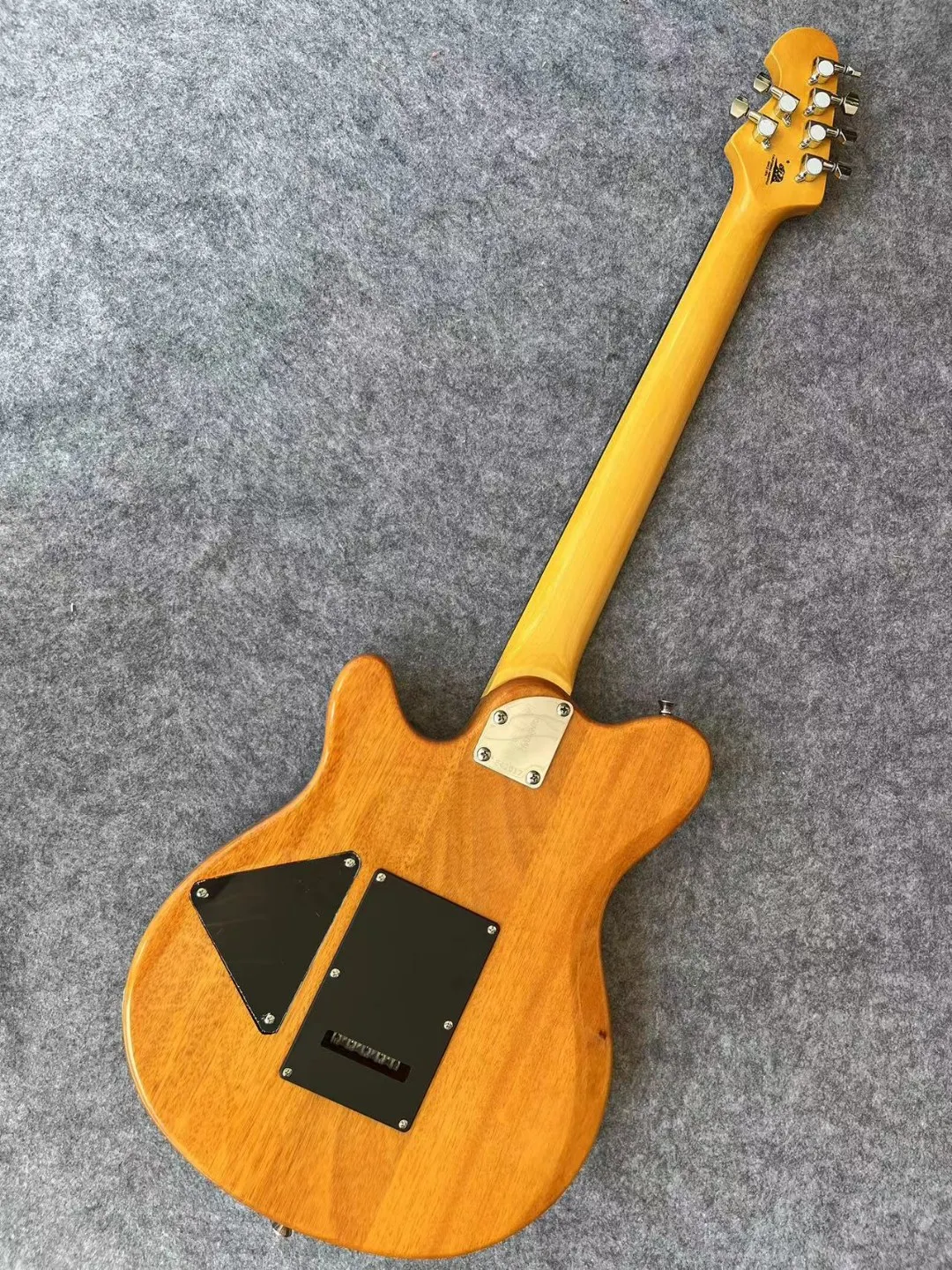 Exquisite character electric guitar wholesale price, manufacturer customized quality, recent free and fast delivery @26