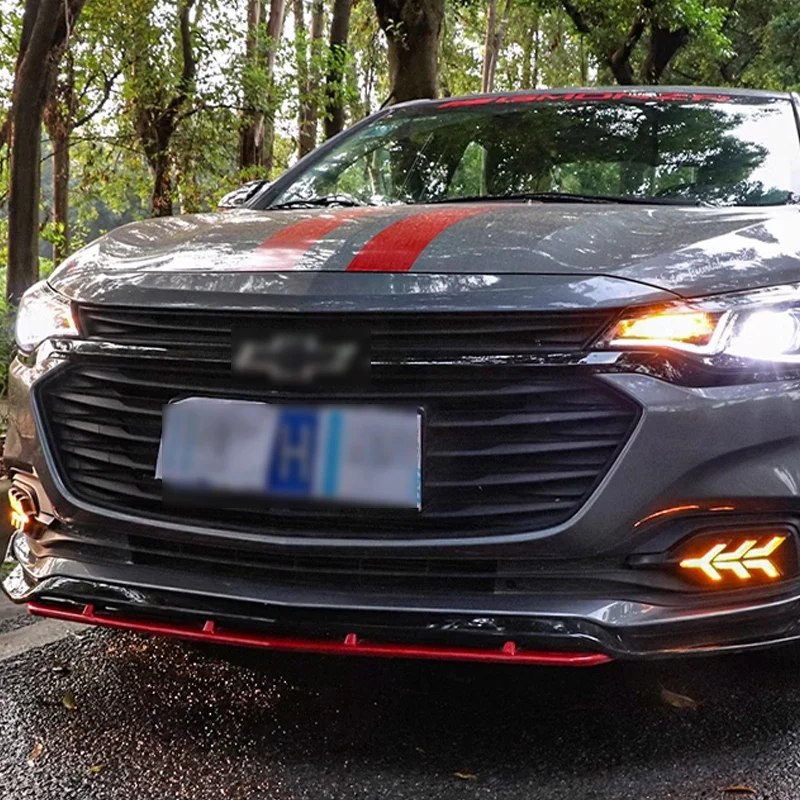 نوع سيارة LED أضواء النهار الجري لسيارة شيفروليه مونزا 2016-2022 وما بعد DRL مع ضوء الضباب الوامض الأصفر مع ثقب
