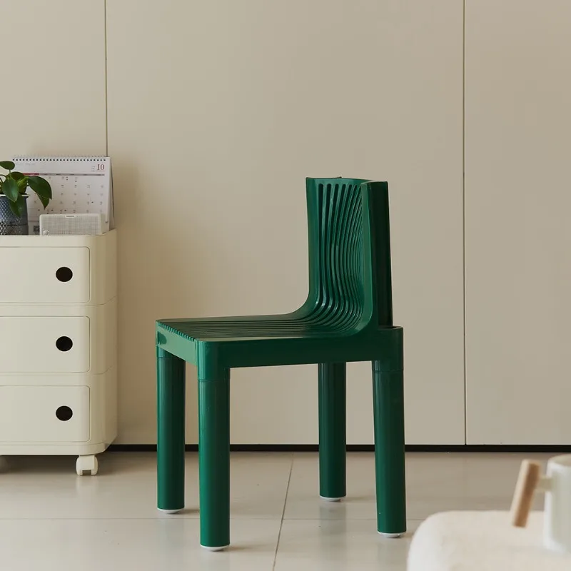 silla-de-comedor-de-plastico-para-el-hogar-silla-sencilla-para-comedor-con-respaldo-engrosado-estilo-crema-hueca-de-inspiracion-antigua