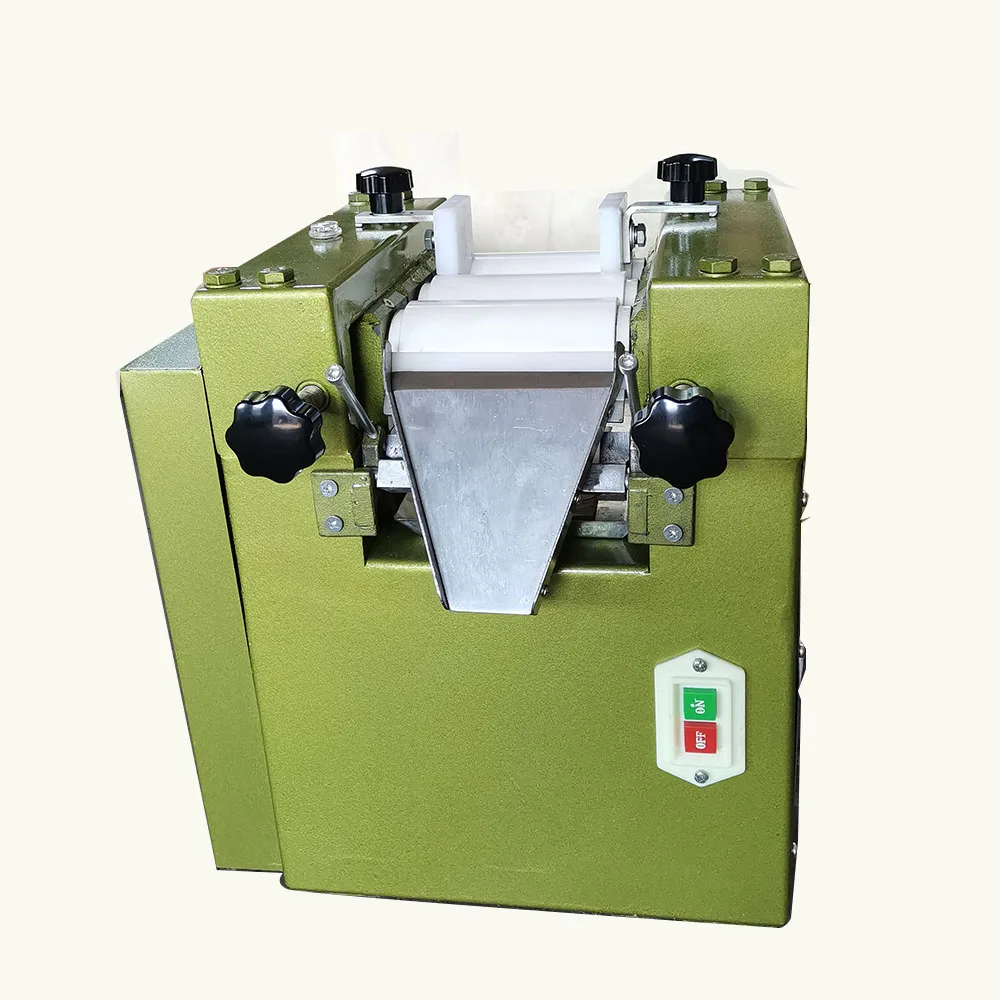 ST65 Three Roll Grinding Mill With Ceramic Roller 125mm Processing Capacity 5kg h Dual Voltage 110V 220V For Laboratory Use
