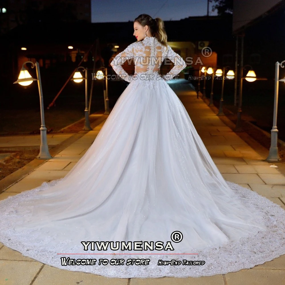 Robe de mariée en Tulle blanc pour femme, tenue de mariage élégante, en peau, perles blanches, col en V, effet d'illusion, sur mesure