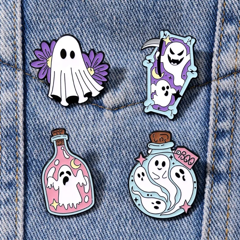 Cartoon ghost demon-shaped brooches, cute Halloween decorations alloy badges, clothing accessories pins, as gifts for friends