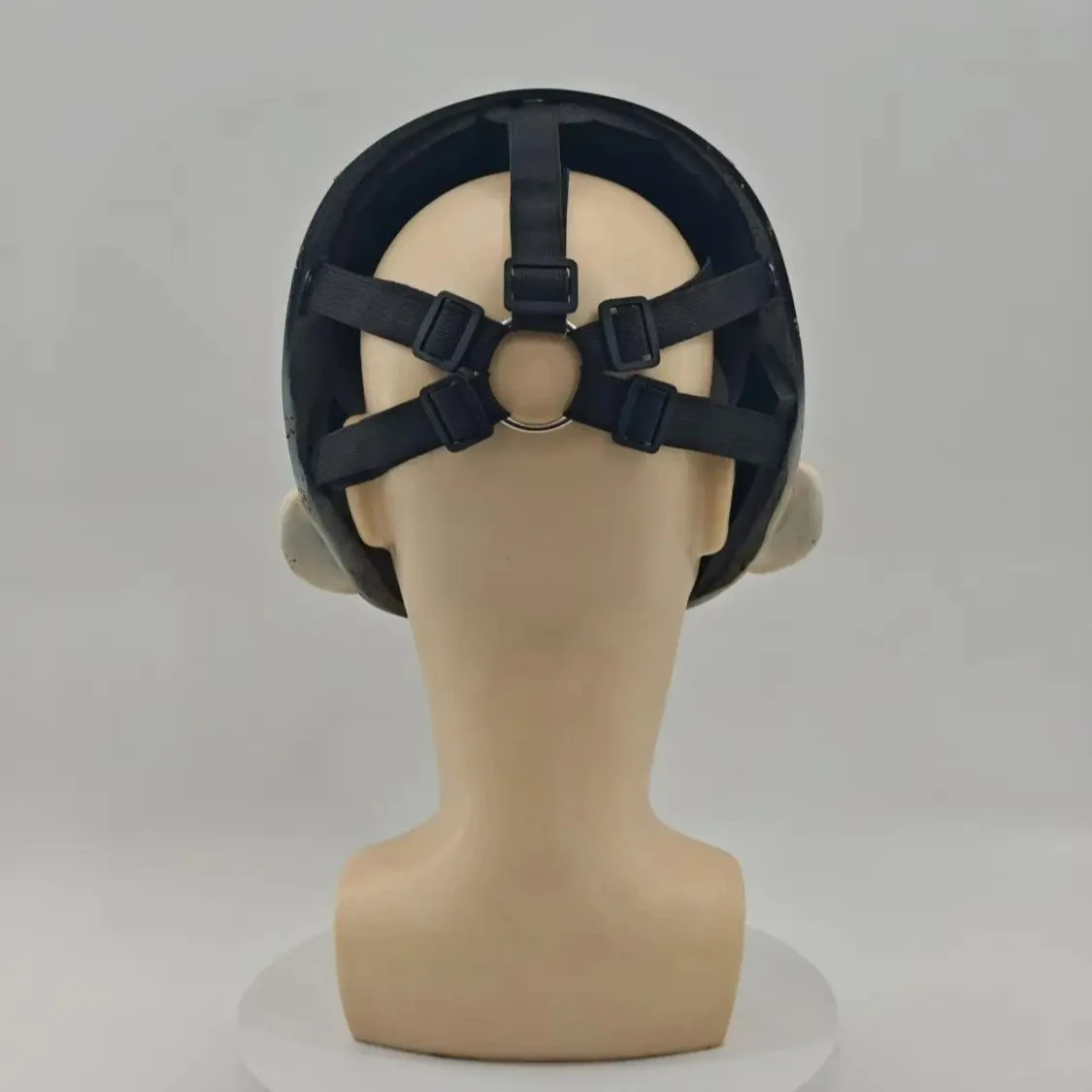 Maschera Kigurumi Nera da Personaggio Anime Giapponese con Lucchetto, Accessorio Cosplay Fai da Te con Cinghie