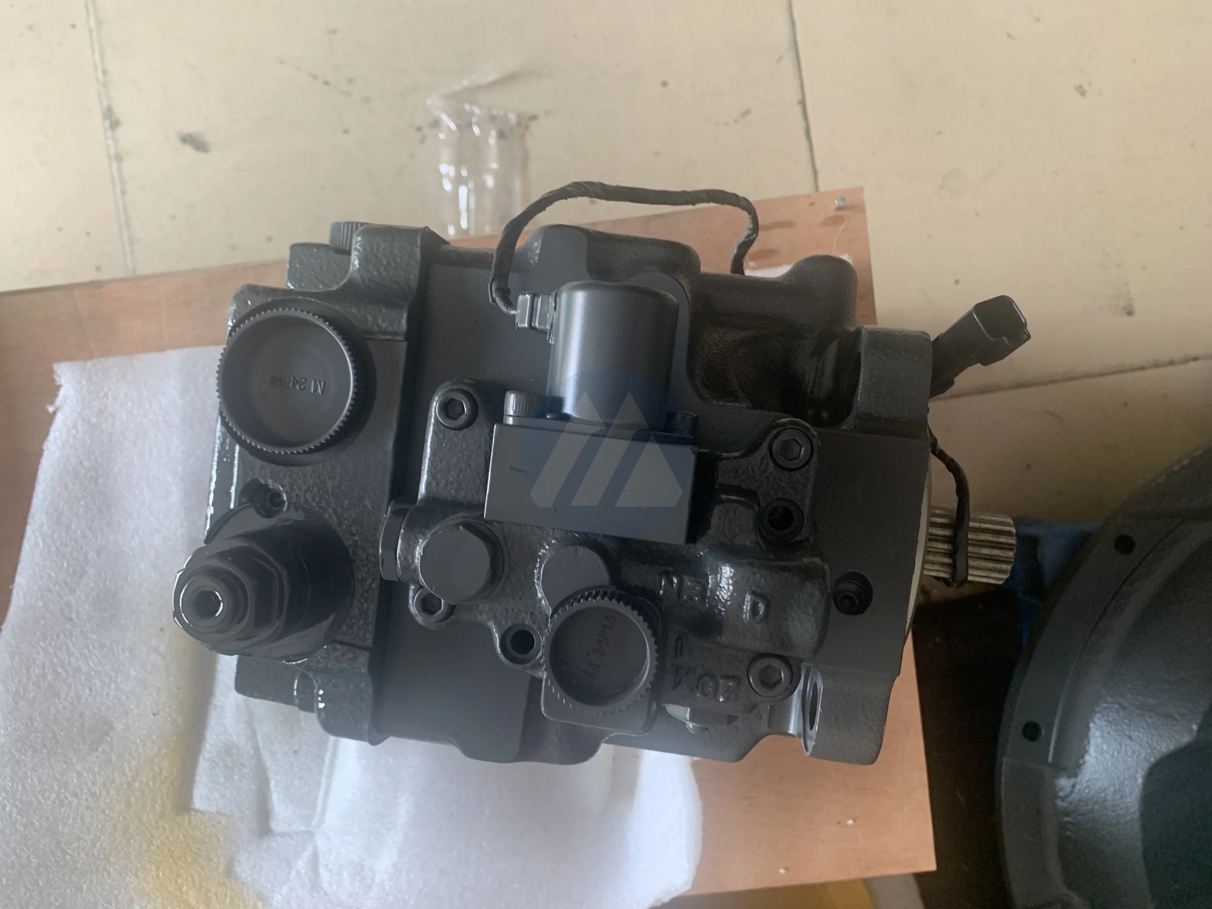 Power Parts 708-7F-00040 7087F00040 Bulldozers Crawler Loaders D85EX D85MS D85PX DRAWBAR Hydraulic Motor